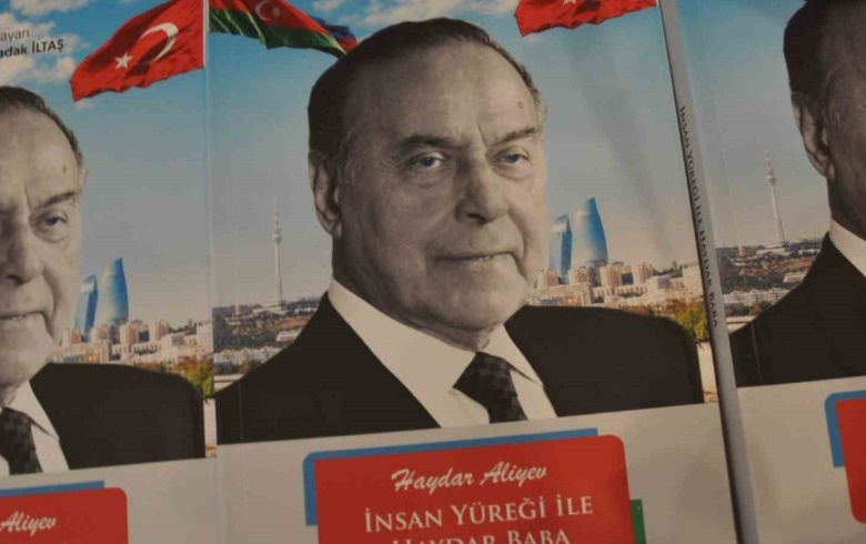 Gazeteci yazar İltaş, "Haydar Baba" kitabının tanıtımını yaptı