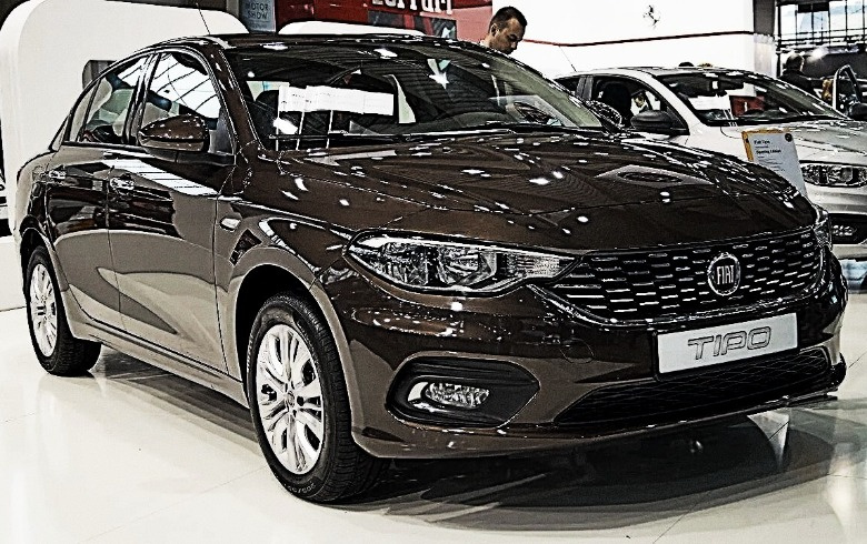 Fiat Egea'ya büyük rakip; 300 bin lira indirim geldi