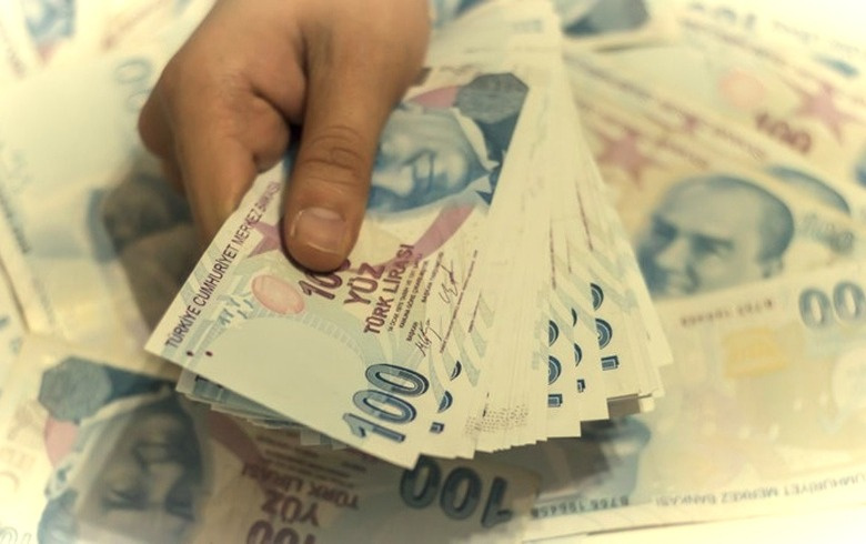 İş Bankası kesenin ağzını açtı! Emeklilere 12.000 TL yatıyor!