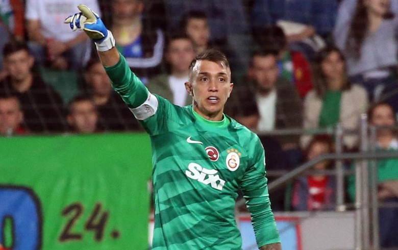 Günay mı, Muslera mı? Okan Buruk kararını verdi